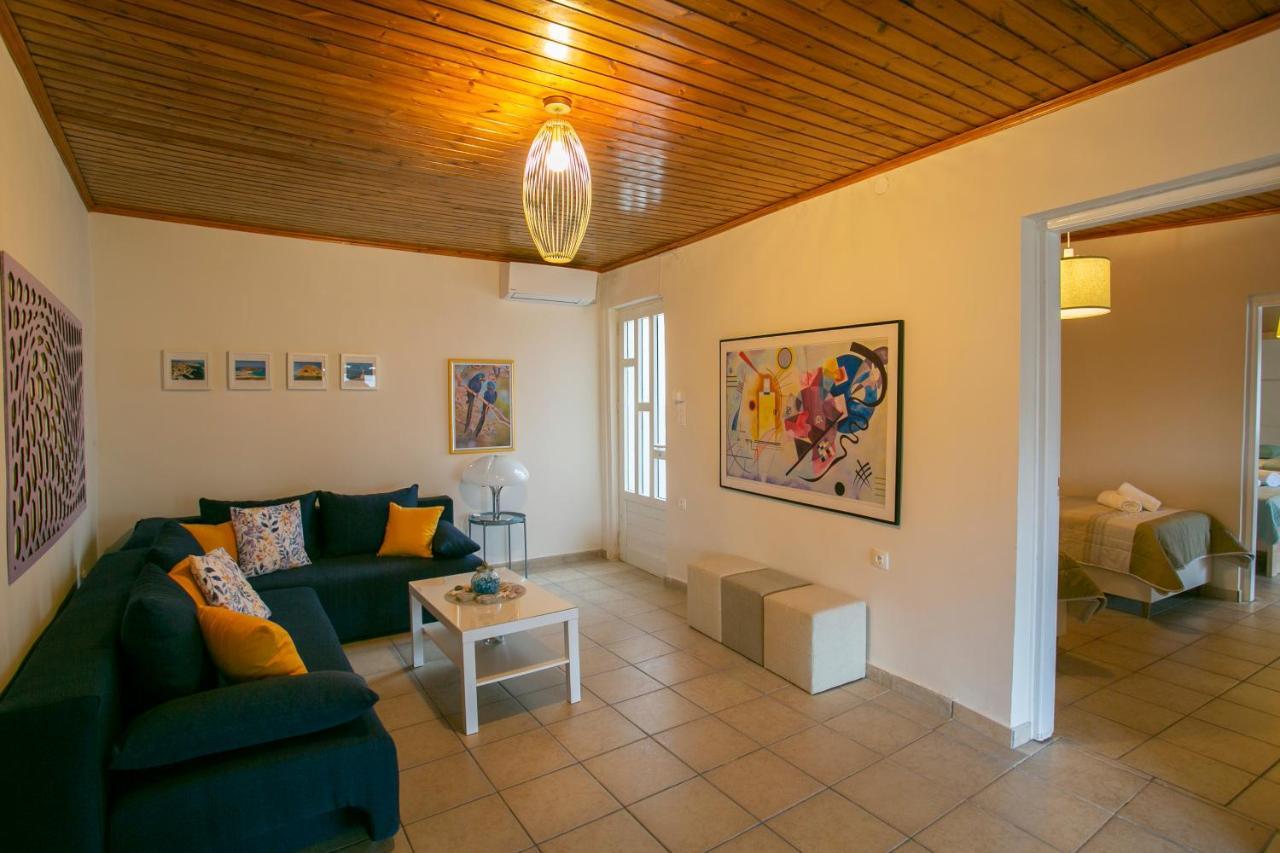 Nikiforos Cottage Nea Kydonia  ภายนอก รูปภาพ