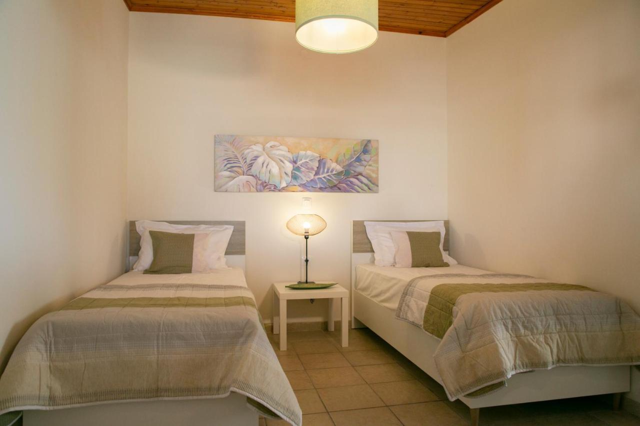 Nikiforos Cottage Nea Kydonia  ภายนอก รูปภาพ
